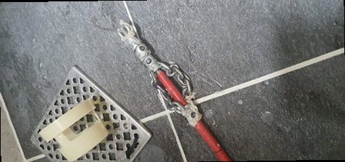 오산 초평동 하수구막힘 배관 점검 전 보호 장비와 주변 정리 상태